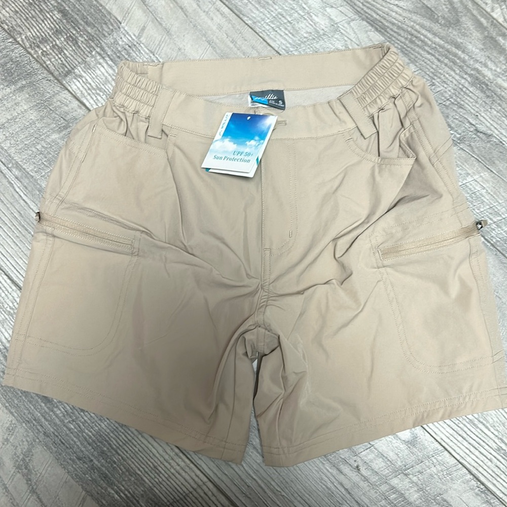 Willit Brand: Khaki Hiking Shorts, Womens size small, zip pockets, 6” inseam